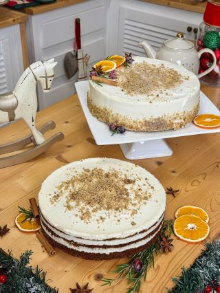 Krásný Štědrý den všem 💜🎄 Ať je dnes plný klidu, ticha, pohody a sladkých chvil s těmi, které máte nejraději💫třeba u...